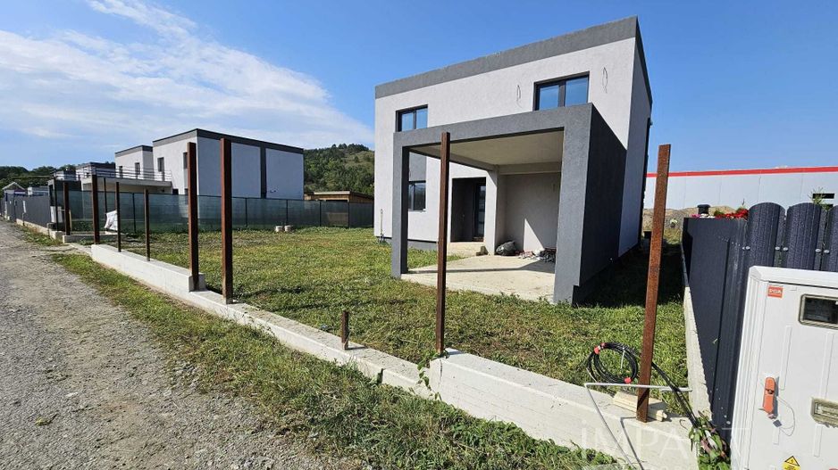 Casa unifamiliala de vanzare in Jucu de Mijloc! - Poză 2