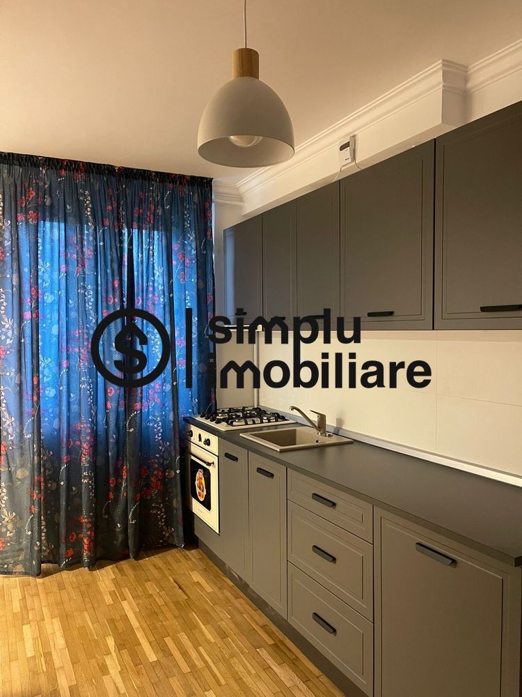 3 camere decomandate - Rovine - Poză 1