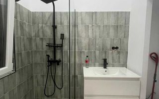 Apartament cu 3 camere, 65 mp, 2 băi, boxă. - Poză 5