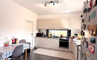 Casa la cheie / 4 camere / Zona Eroilor - Poză 2