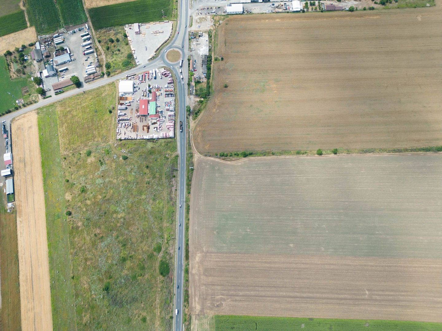 Teren extravilan 12.000 mp DN79 Arad-Oradea - Poză 5