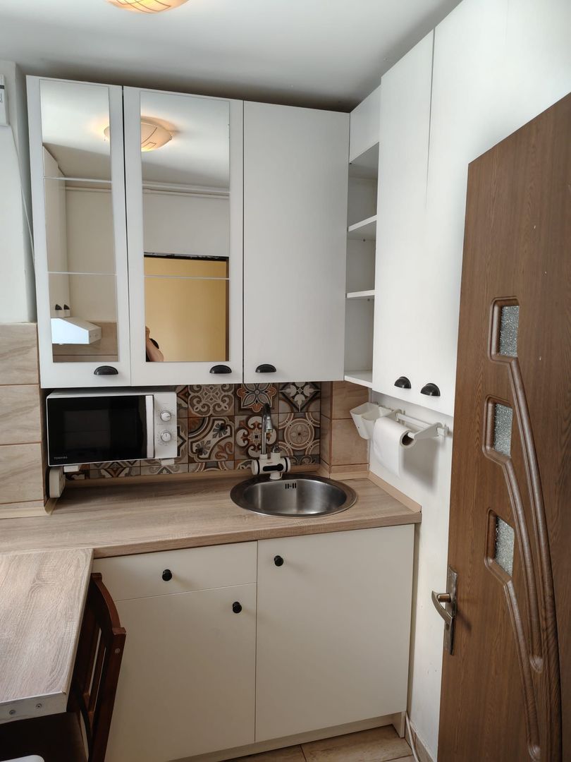 Vanzare Apartament 2 camere 48 mp, renovat, mobilat, 2 min metrou Romancierilor - Poză 11