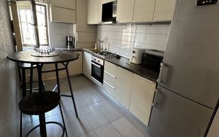 Inchiriez apartament 2 camere, ultracentral, langa Palas Campus, 500€ - Poză 3