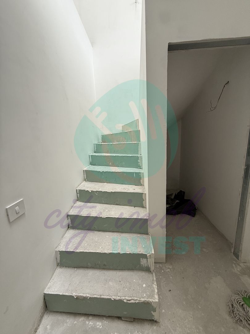 3 camere tip duplex in Catted Family - Poză 19