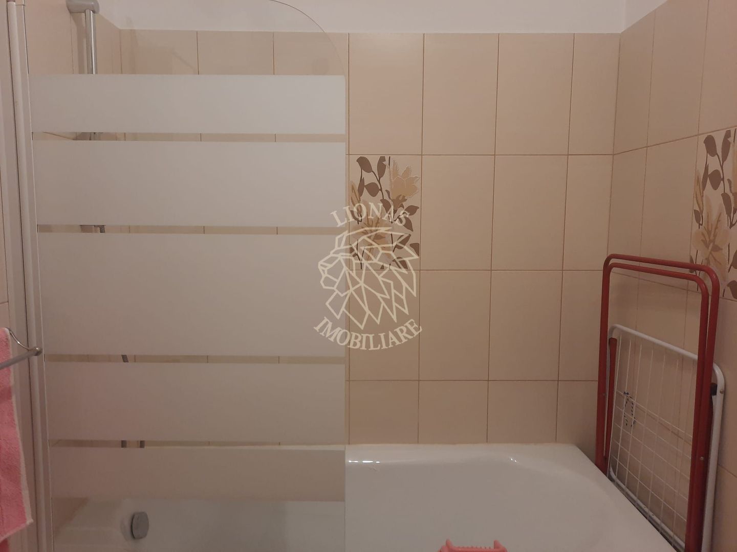 Apartament decomandat 2 camere-terasa 10 mp-etaj 1-Zona Centrala - Poză 8