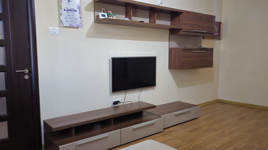De închiriat apartament cu 2 camere, etajul 1 - Zona Nae Leonard - Poză 2