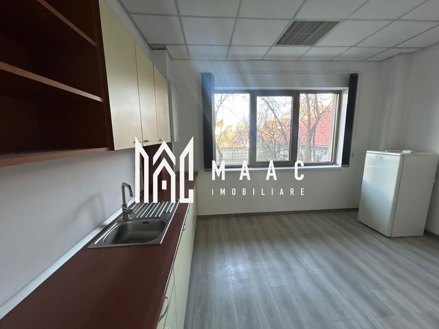 Spațiu de închiriat – Parter clădire – 201 mp + terasă – Hipodrom 2, Sibiu - Poză 9