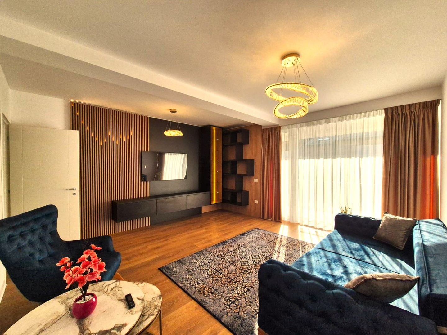 La PRIMA  închiriere, apartament spatios, într-o zonă de case,, loc parcare, - Poză 4