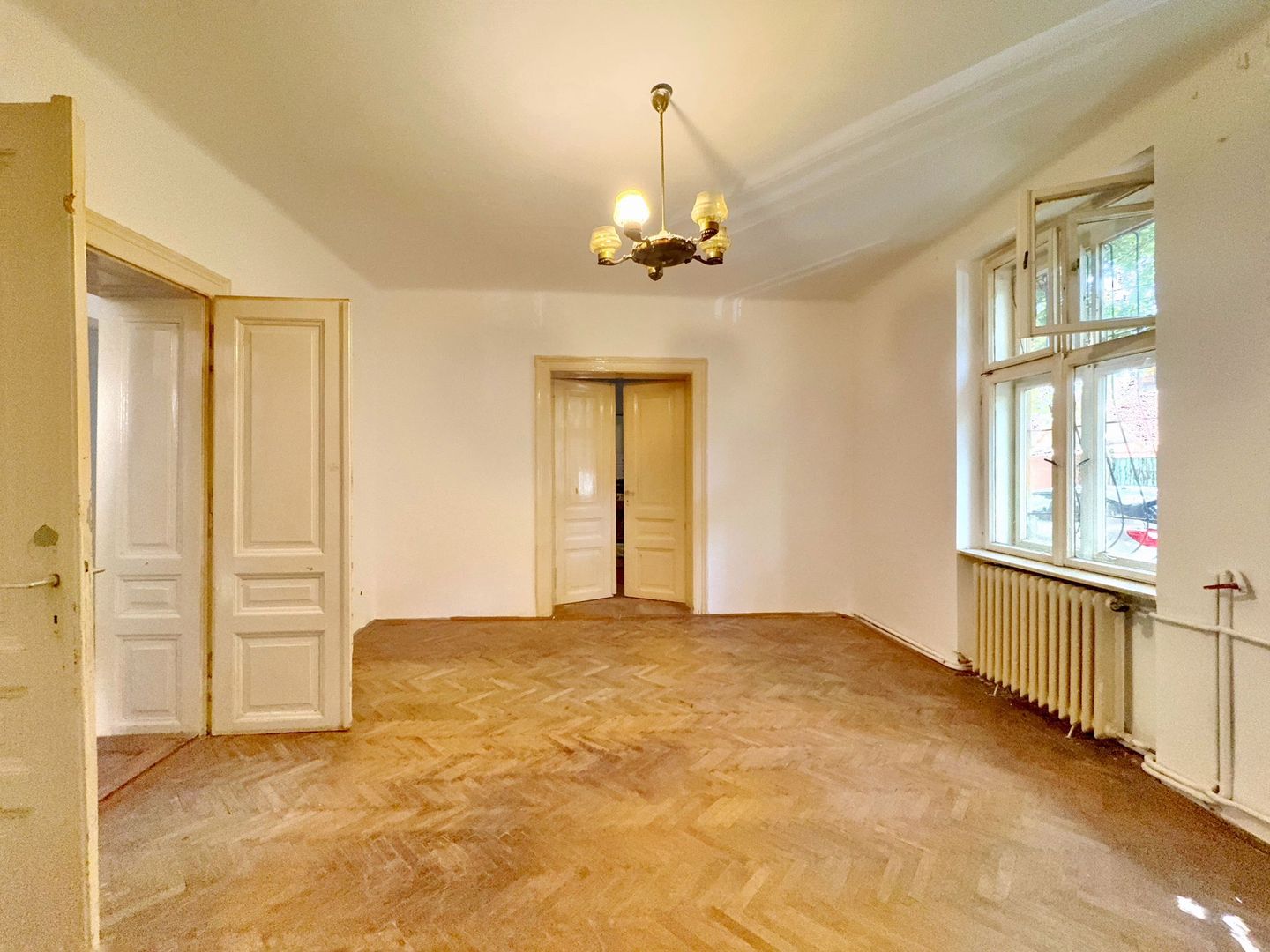 Casă / Vilă cu 6 camere de vânzare în zona Elisabetin - Poză 18