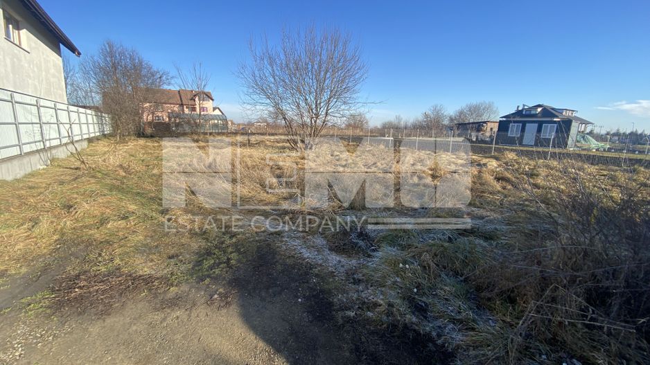 5,67 Ari Intravilan | Calea Bucovinei | Pretabil Rezidential - Poză 1