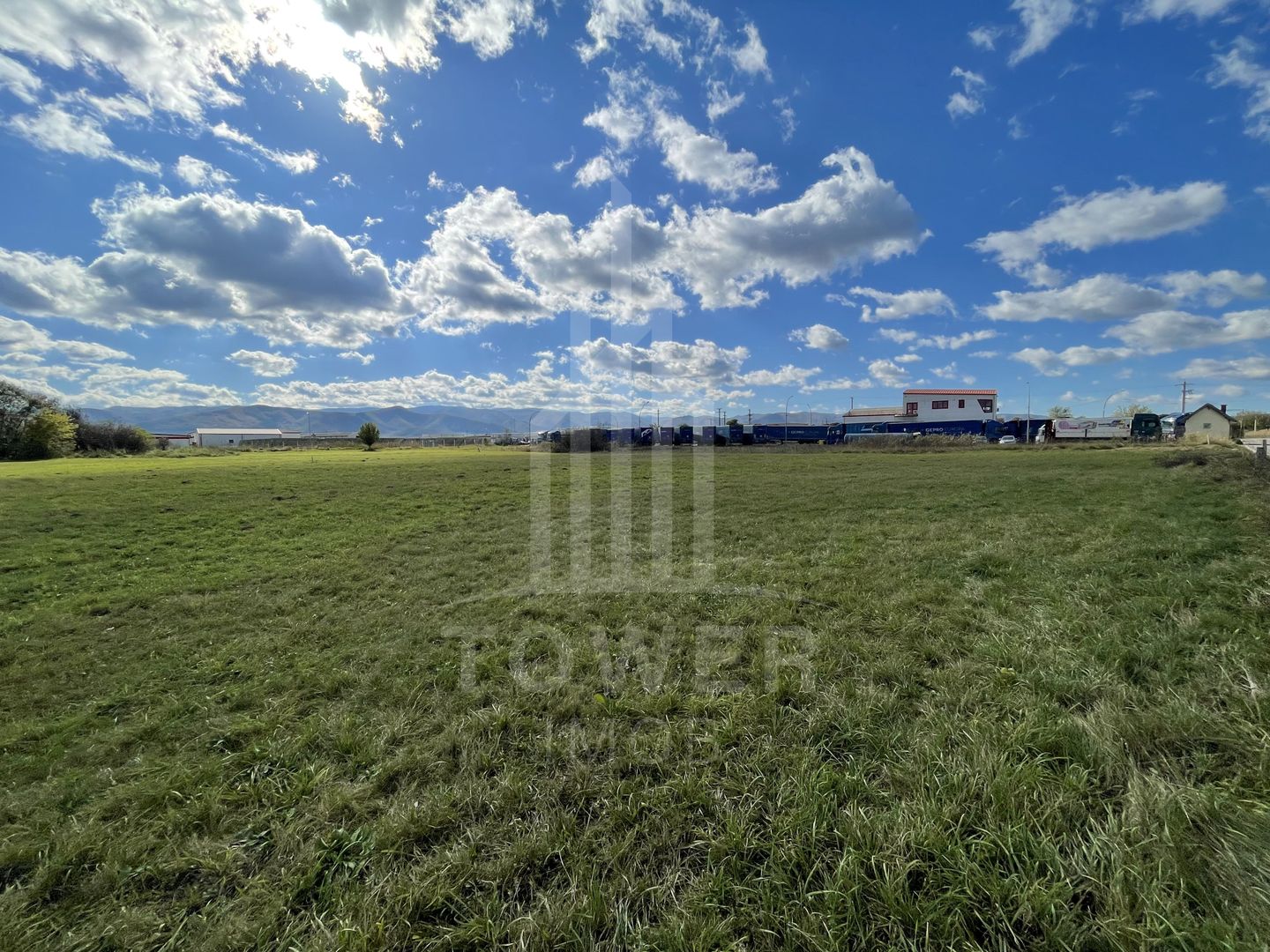 Teren industrial de vânzare în Cristian – 6.000 mp, deschidere la drum asfaltat - Poză 10