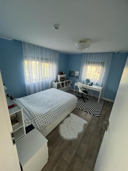 Casa spectaculoasa, zona privata, finisaje de lux. - Poză 10
