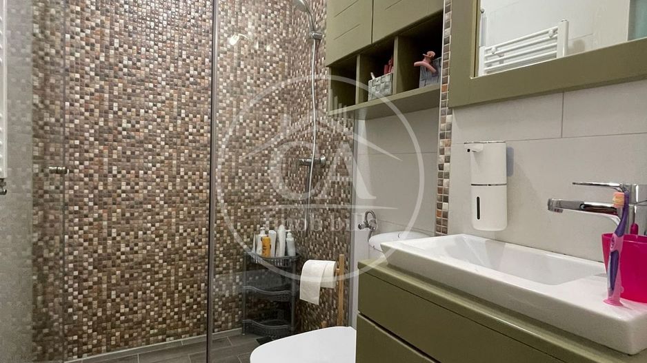 Apartament de vanzare cu 3 camere în zona Calea Aradului, Oradea - Poză 14