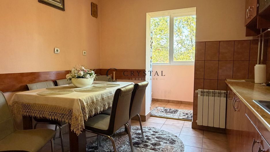 Închiriez apartament cu 3 camere Oradea - Poză 10