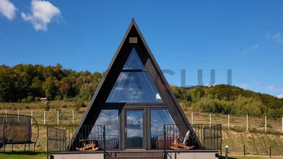 Afacere de vanzare, 2 cabane+sala de evenimente, la cheie, Apuseni! - Poză 4