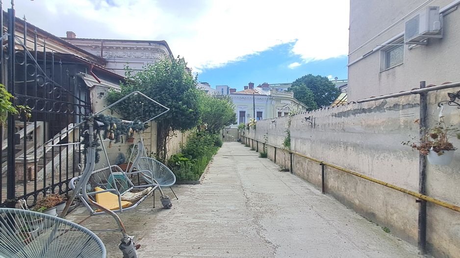 Garsoniera in vila | 10 min Piata Unirii - Poză 11