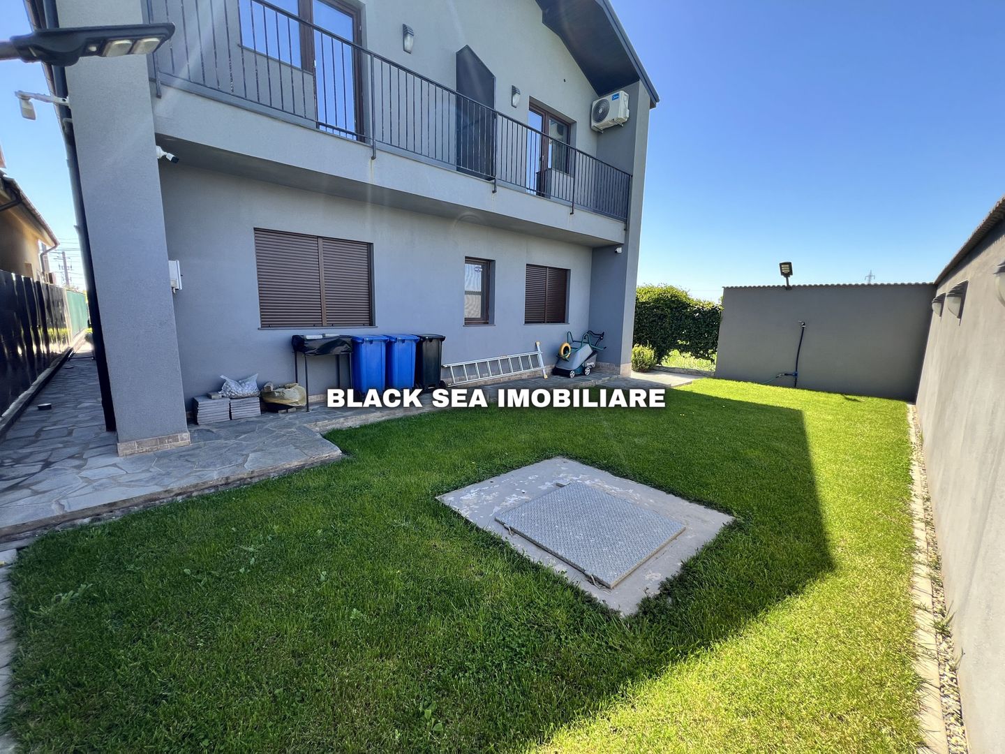 Vila de 7 Camere D+P+1+POD - Curte si garaj, EFORIE NORD Ocazie unica - Poză 3