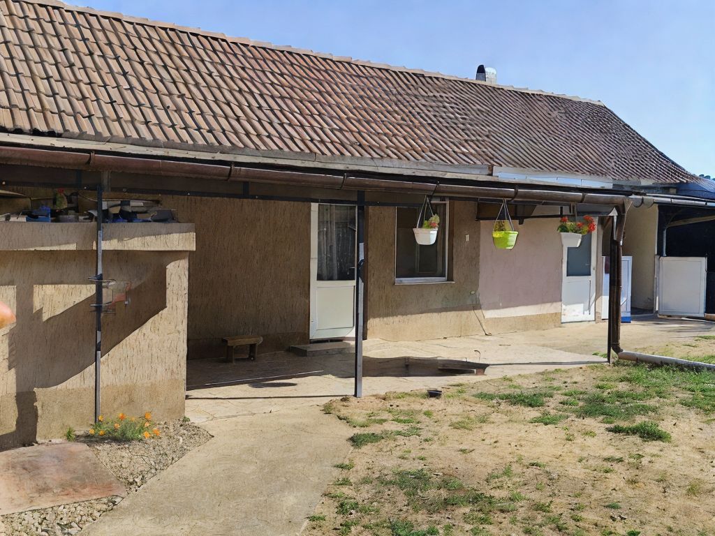 Casa de vanzare, teren mare, intrare auto - Sacadat, Bihor - Poză 16