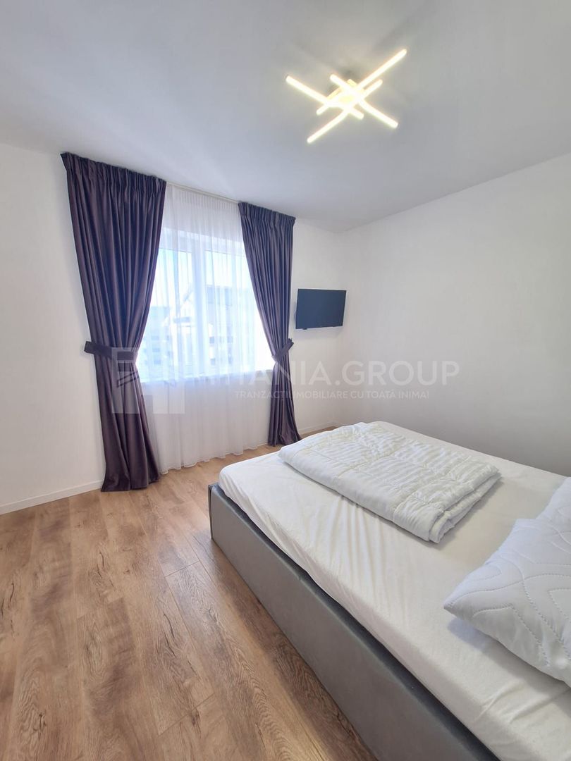 Apartament 3 camere,2 bai+parcare, lux Rasnov - Poză 8