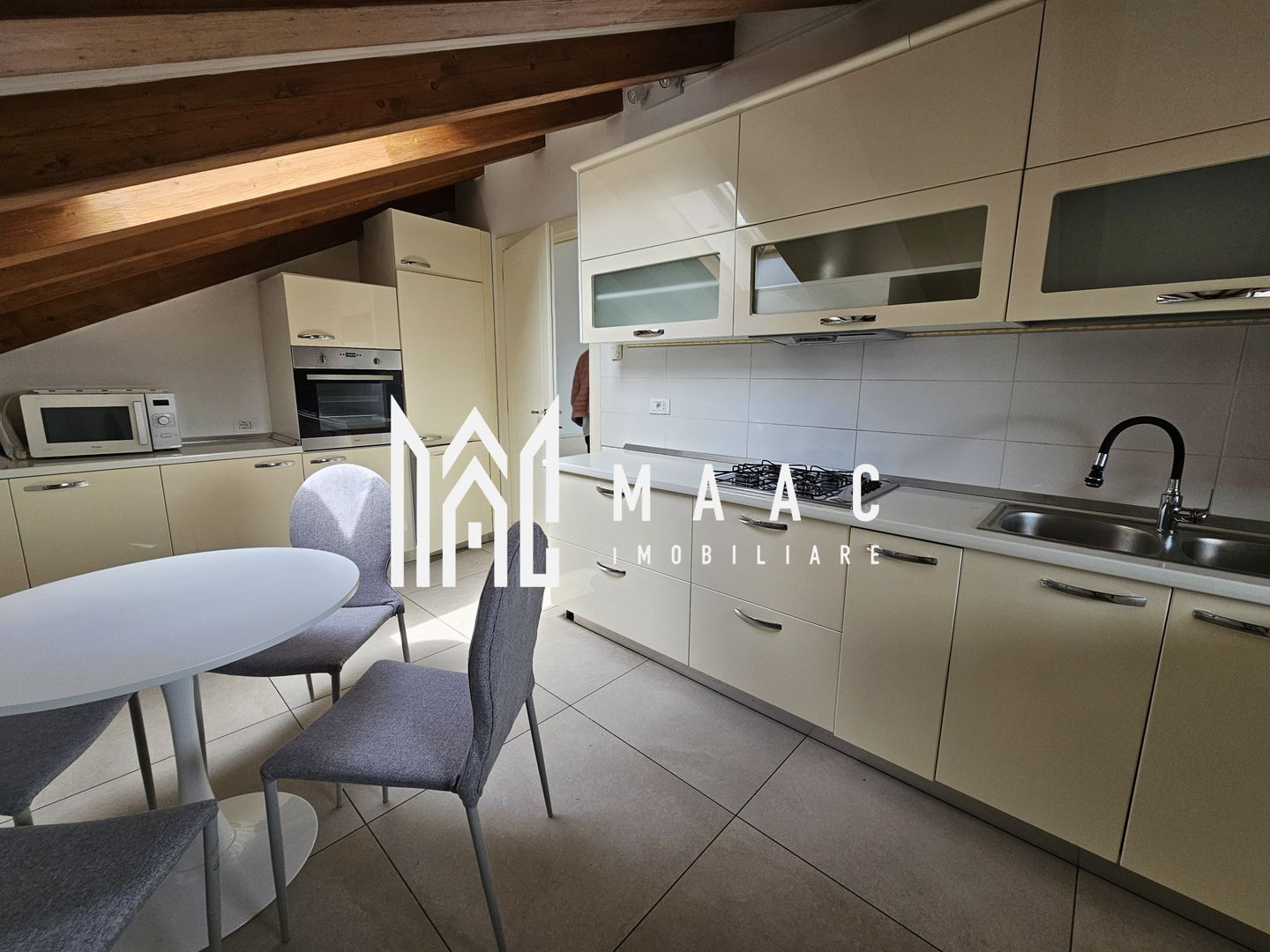 Apartament 3 camere | Etaj 4 | Lift | Calea Dumbravii - Poză 4