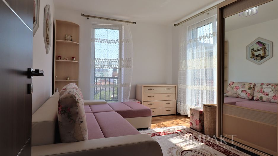 Apartament spatios de 3 camere si 2 bai, zona Andrei Muresanu Sud! - Poză 9