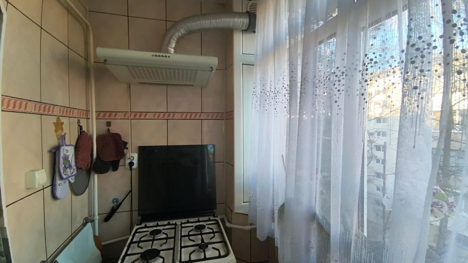 Apartament 2 camere | Burdujeni – Str. Tineretului | Etaj 3 - Poză 12