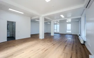 Vânzare spațiu comercial  Centru de 451,6 mp, amplasat pe teren privat - Poză 20
