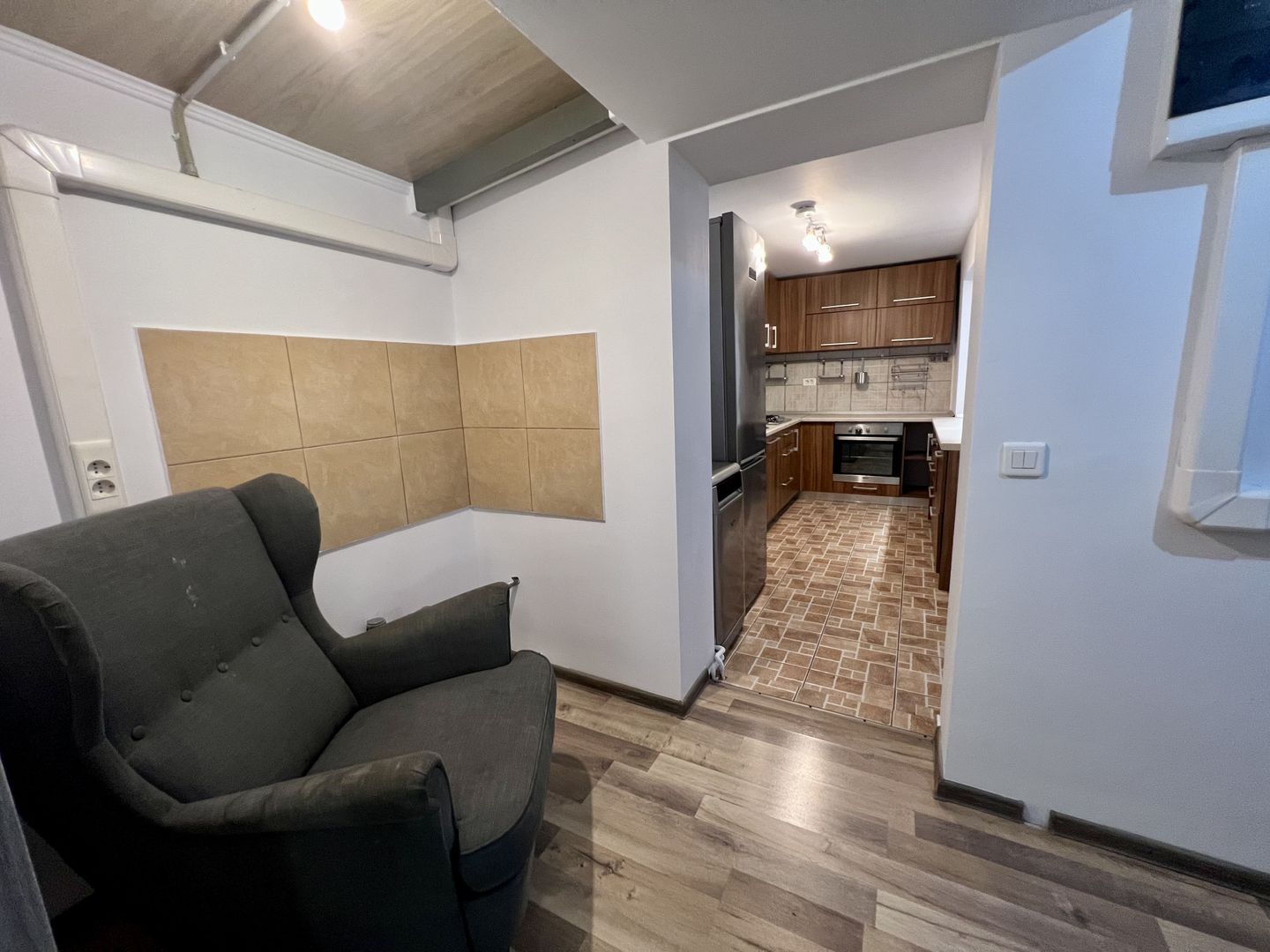 CASA CU TEREN GENEROS - Poză 10