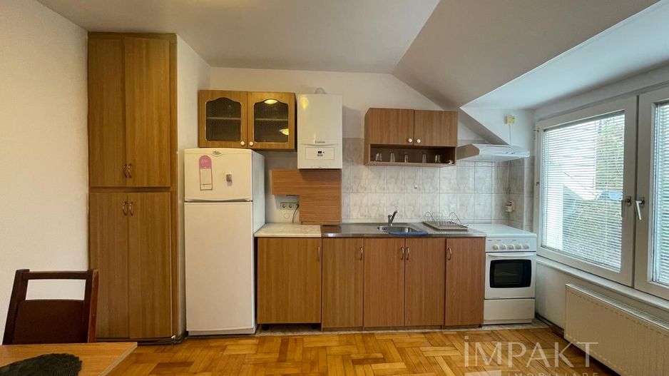 Apartament cu 3 camere de închiriat în apropierea UMF | 90mp - Poză 9