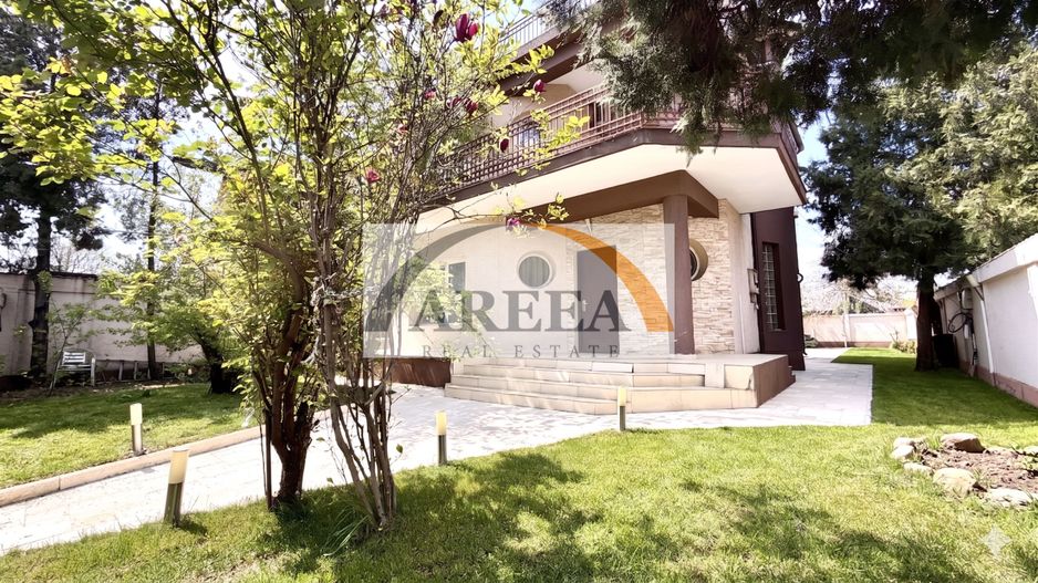 Vilă Premium la Aparatorii Patriei | 9 Camere | 450 mp | Potențial - Poză 1