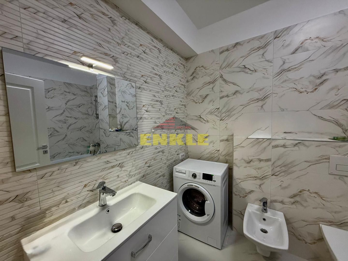 De închiriat apartament 2 camere – zonă centrală - Poză 8