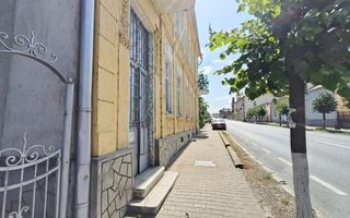 VÂNZARE/SCHIMB CU TEREN  - Clădire interbelică, centru oraș Siret - Poză 13