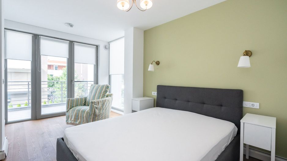 COMISION 0% - Vila eleganta P+2E 380 mp utili, teren 470mp, lac propriu + ponton - Poză 22