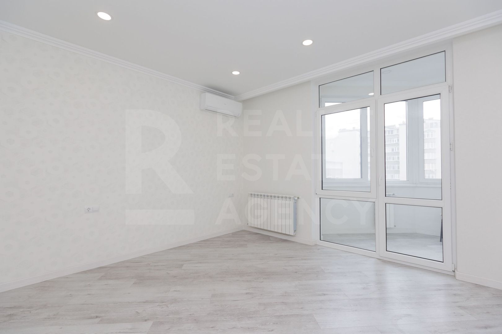 Vânzare, apartament 3 camere, str. Lev Tolstoi, Centru - Poză 4