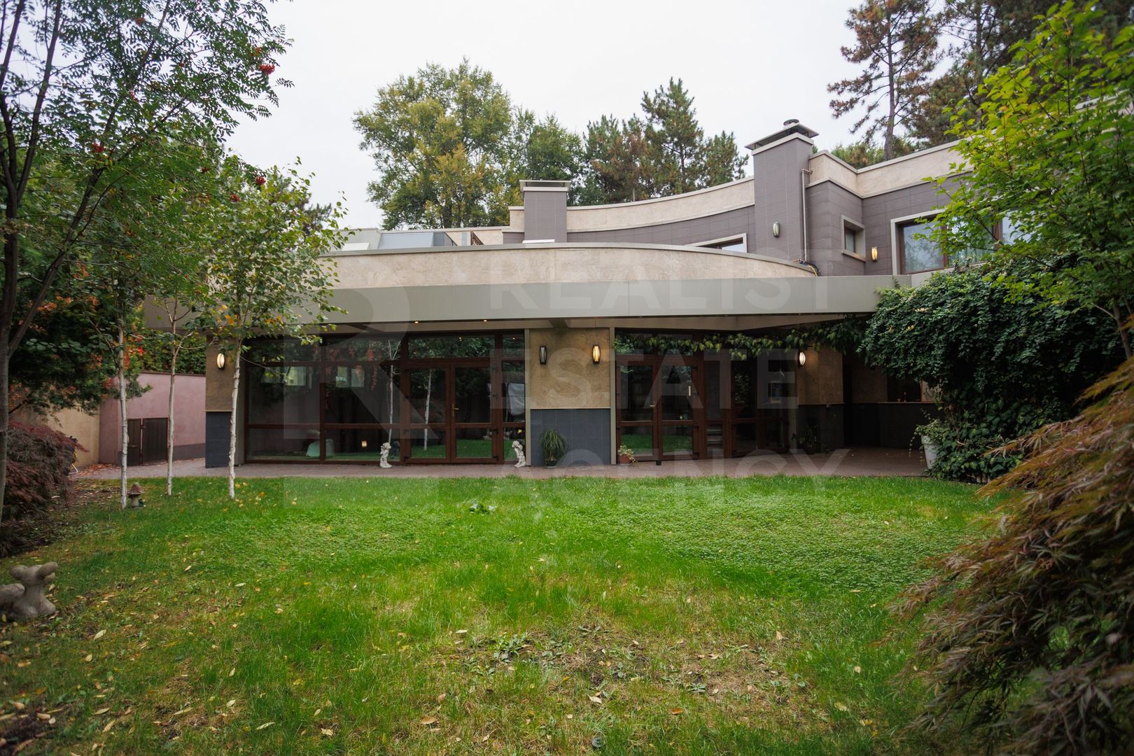 Chirie, Casa, 6 camere, Râscani - Poză 1