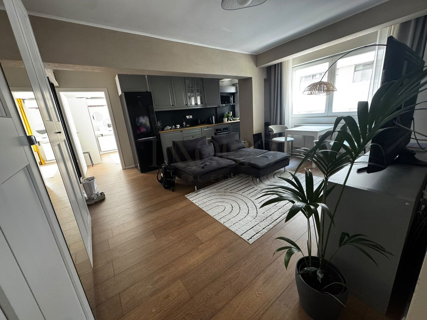Apartament 3 camere | Calea Victoriei – Amzei | Închiriere flexibilă - Poză 1