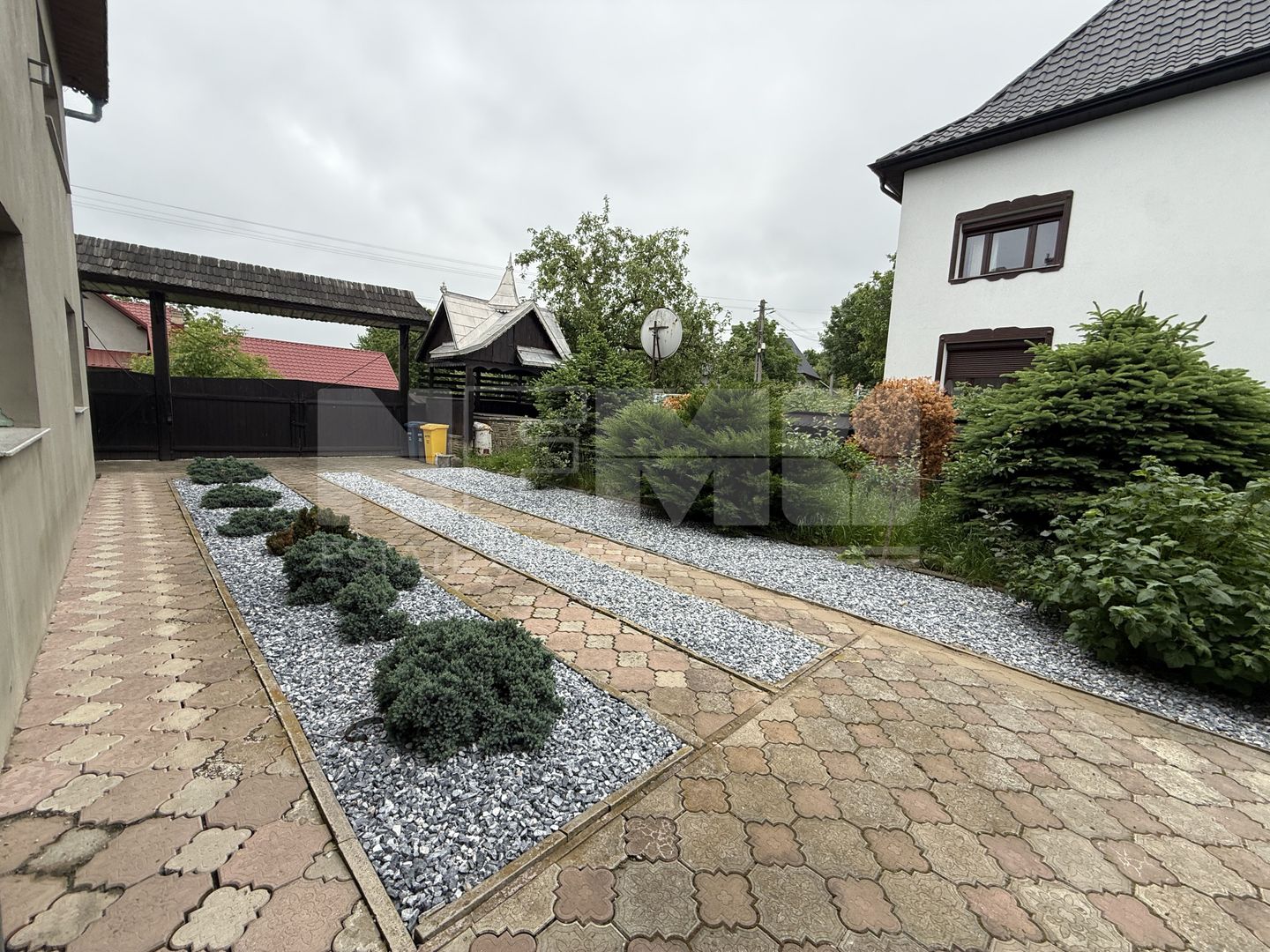 Casa 263 mp cu 51 ari teren | Vicovu de Jos | 150.000 Euro - Poză 1