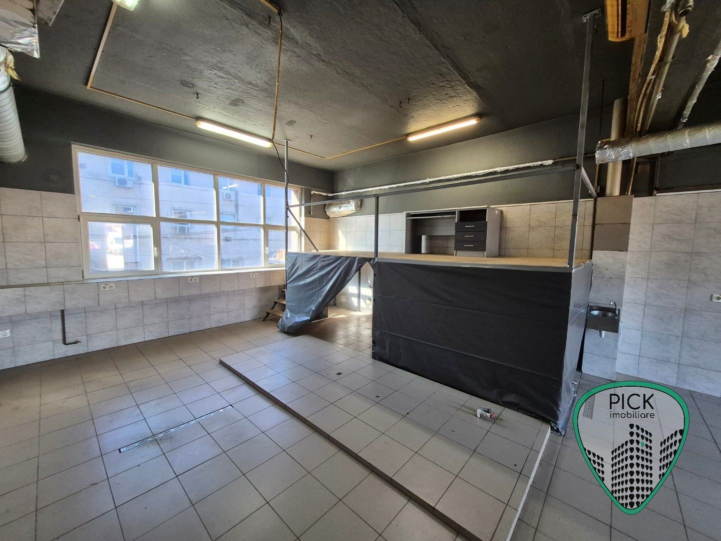 P 4210 - Spatiu industrial/comercial de închiriat în Târgu Mureș, Semicentral - Poză 3