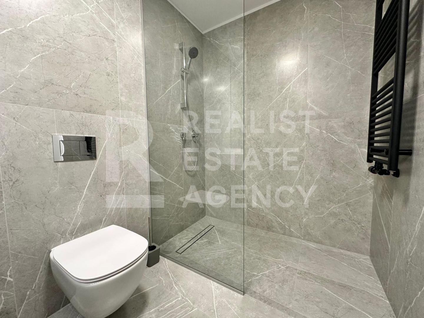 Apartament cu 2 camere - Poză 8