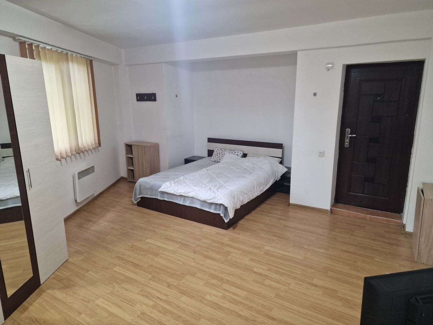 Garsonieră open-space de închiriat - Poză 3