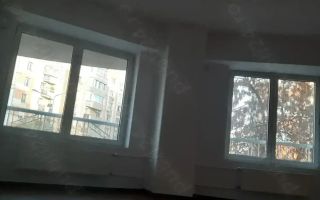 Închiriez apartament 2 camere nemobilat, Piața Muncii, pretabil birou - Poză 1