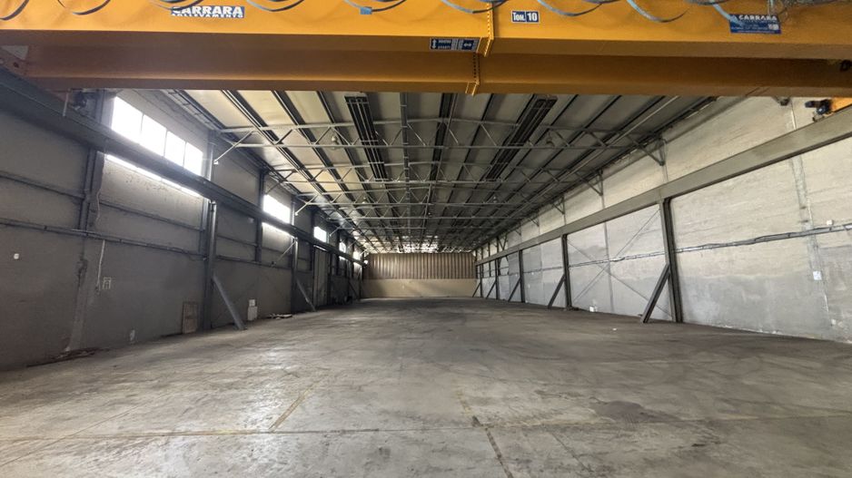 Depozit cu showroom de inchiriat de 1600 mp - Poză 25