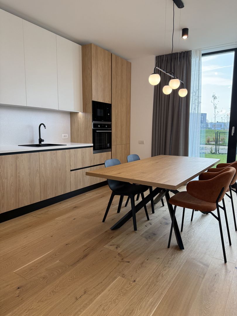 Vila  de tip Urban Villa 07 in faza 1 in Amber Forest - Poză 8