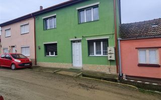 Casa D+P+E  zona Garii Oradea - Poză 1