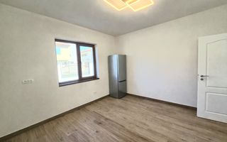 Duplex cu 5 camere in Dumbravita - Poză 3