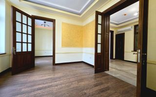 Spațiu de birouri ultracentral de inchiriat - etaj 1-intrare separata - Poză 12