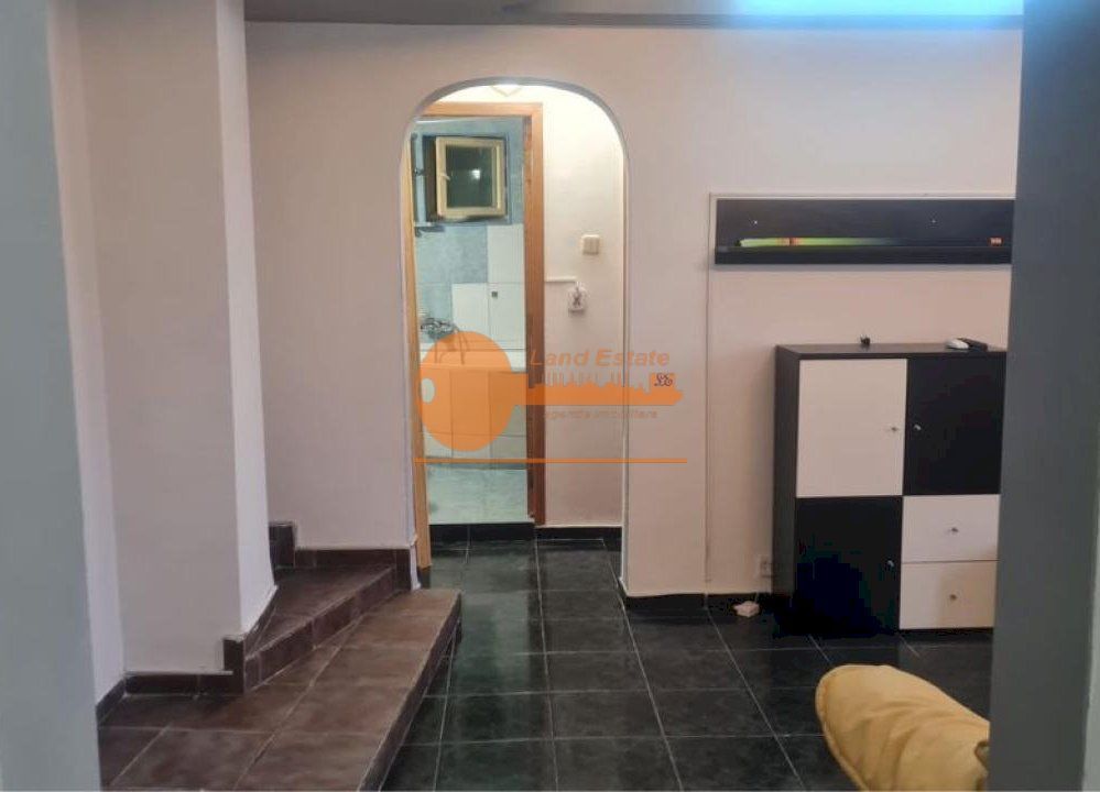 3 camere Crangasi - Poză 6