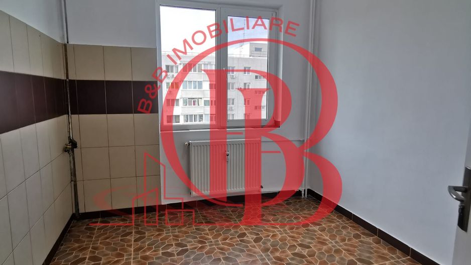 3 camere decomandat la 2 minute de metrou 1 Decembrie 1918 Ozana Titan - Poză 5