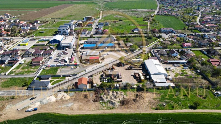 Cumpana - Teren intravilan în suprafață de 7147 mp cu 2 deschideri. - Poză 1