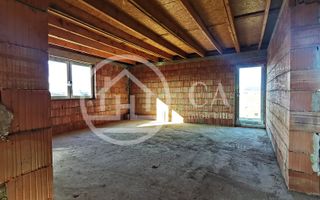 Casa la rosu de vanzare  cu 4 camere in Osorhei, Bihor - Poză 5